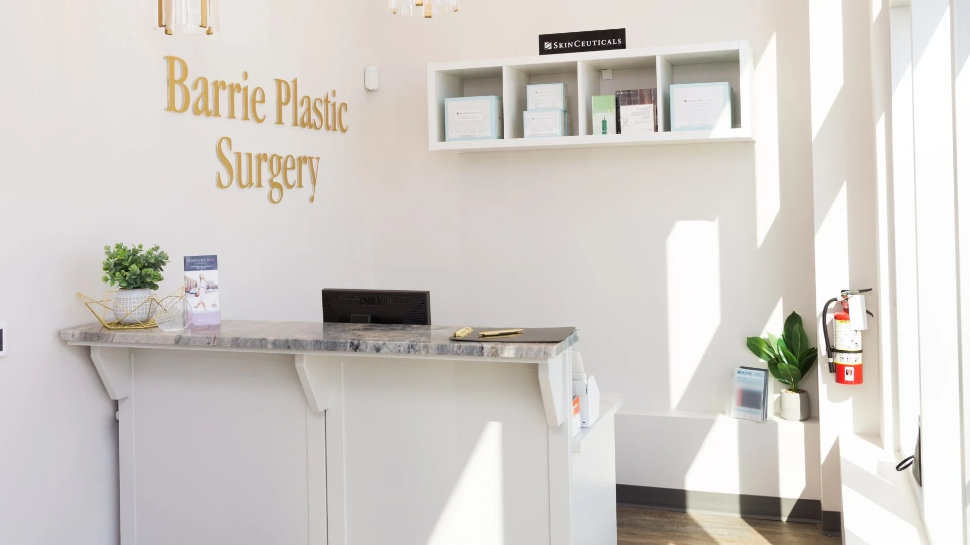 The reception desk at Barrie Plastic Surgery